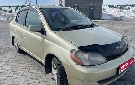 Toyota Platz, 2000 год, 315 000 рублей, 2 фотография