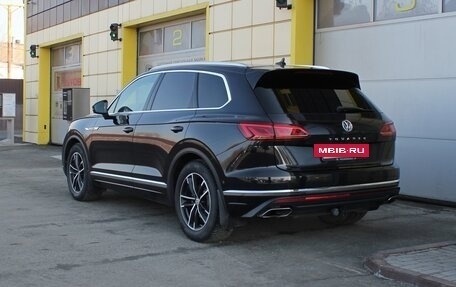 Volkswagen Touareg III, 2019 год, 3 995 000 рублей, 4 фотография