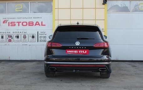 Volkswagen Touareg III, 2019 год, 3 995 000 рублей, 5 фотография