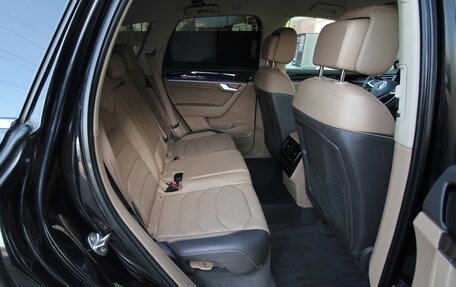 Volkswagen Touareg III, 2019 год, 3 995 000 рублей, 17 фотография