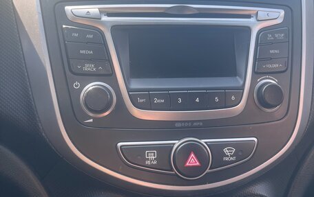 Hyundai Solaris II рестайлинг, 2016 год, 767 000 рублей, 6 фотография