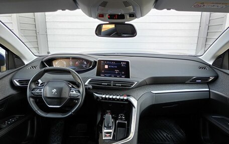 Peugeot 3008 II, 2017 год, 1 799 000 рублей, 15 фотография