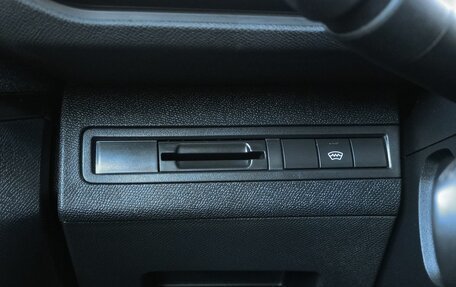 Peugeot 3008 II, 2017 год, 1 799 000 рублей, 17 фотография