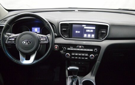 KIA Sportage IV рестайлинг, 2020 год, 2 450 000 рублей, 14 фотография