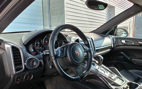 Porsche Cayenne III, 2010 год, 2 255 000 рублей, 10 фотография