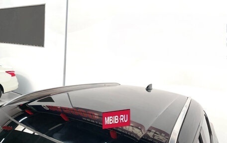 Honda Vezel, 2023 год, 1 970 000 рублей, 8 фотография