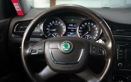 Skoda Superb III рестайлинг, 2013 год, 1 375 000 рублей, 16 фотография