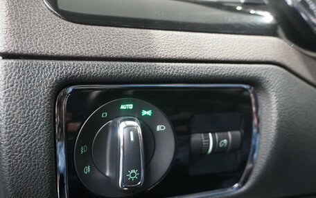 Skoda Superb III рестайлинг, 2013 год, 1 375 000 рублей, 17 фотография