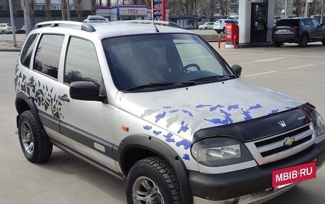 Chevrolet Niva I рестайлинг, 2003 год, 325 000 рублей, 4 фотография