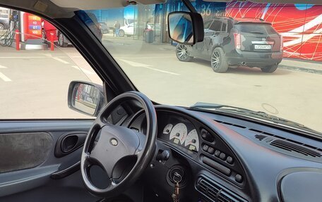 Chevrolet Niva I рестайлинг, 2003 год, 325 000 рублей, 12 фотография