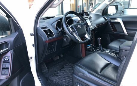 Toyota Land Cruiser Prado 150 рестайлинг 2, 2016 год, 4 690 000 рублей, 2 фотография