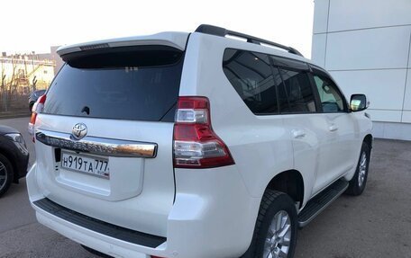 Toyota Land Cruiser Prado 150 рестайлинг 2, 2016 год, 4 690 000 рублей, 8 фотография