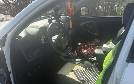 Toyota RAV4, 2010 год, 1 540 000 рублей, 10 фотография