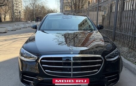 Mercedes-Benz S-Класс, 2021 год, 13 000 000 рублей, 2 фотография