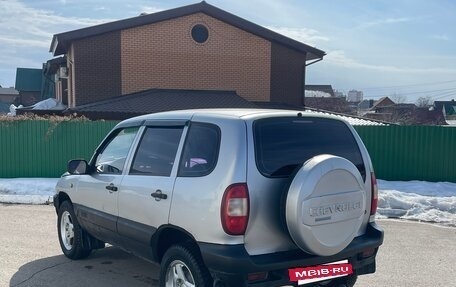 Chevrolet Niva I рестайлинг, 2004 год, 235 000 рублей, 4 фотография