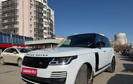 Land Rover Range Rover IV рестайлинг, 2019 год, 10 500 000 рублей, 4 фотография