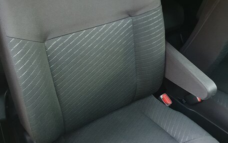 Toyota Roomy I, 2019 год, 1 160 000 рублей, 13 фотография