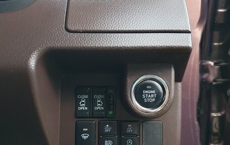 Toyota Roomy I, 2019 год, 1 160 000 рублей, 10 фотография