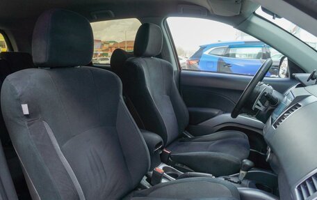 Mitsubishi Outlander III рестайлинг 3, 2008 год, 1 050 000 рублей, 13 фотография