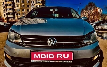 Volkswagen Polo VI (EU Market), 2019 год, 1 300 000 рублей, 1 фотография