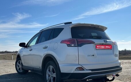 Toyota RAV4, 2017 год, 3 200 000 рублей, 1 фотография