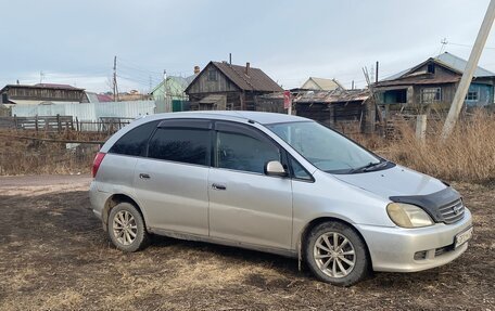 Toyota Nadia, 2001 год, 465 000 рублей, 2 фотография