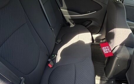 Hyundai Solaris II рестайлинг, 2016 год, 1 100 000 рублей, 10 фотография