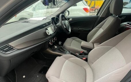 Alfa Romeo Giulietta, 2014 год, 700 000 рублей, 10 фотография