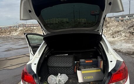 Opel Insignia II рестайлинг, 2011 год, 1 000 000 рублей, 11 фотография