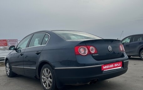 Volkswagen Passat B6, 2007 год, 490 000 рублей, 2 фотография