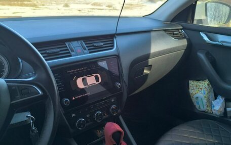 Skoda Octavia, 2020 год, 1 850 000 рублей, 10 фотография