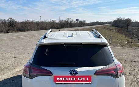 Toyota RAV4, 2017 год, 3 200 000 рублей, 3 фотография