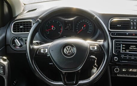 Volkswagen Polo VI (EU Market), 2017 год, 1 050 000 рублей, 15 фотография