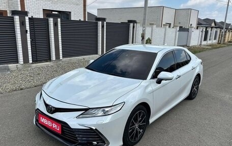 Toyota Camry, 2020 год, 4 300 000 рублей, 1 фотография