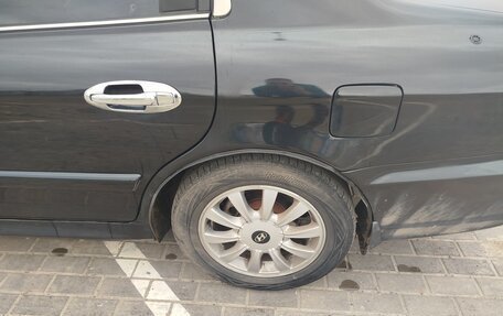 Hyundai Sonata IV рестайлинг, 2005 год, 550 000 рублей, 8 фотография