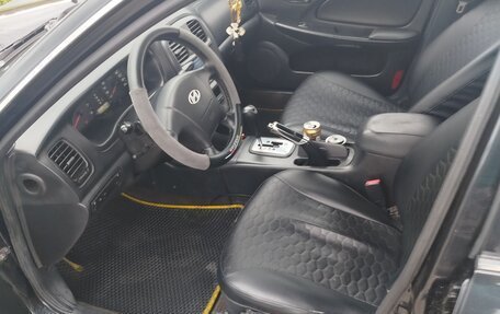 Hyundai Sonata IV рестайлинг, 2005 год, 550 000 рублей, 11 фотография