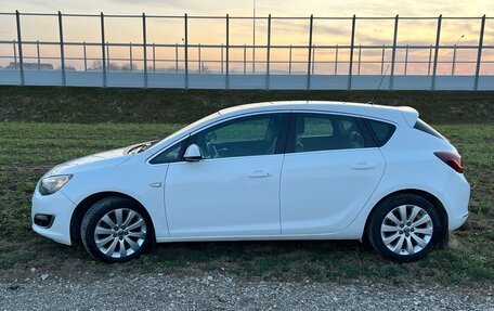 Opel Astra J, 2014 год, 1 100 000 рублей, 6 фотография