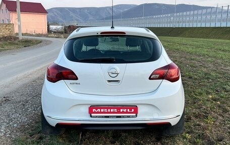 Opel Astra J, 2014 год, 1 100 000 рублей, 4 фотография