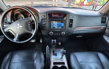 Mitsubishi Pajero IV, 2008 год, 1 470 000 рублей, 13 фотография