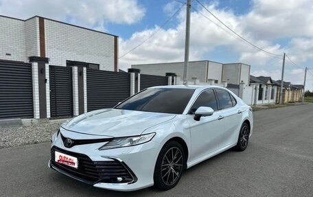 Toyota Camry, 2020 год, 4 300 000 рублей, 4 фотография