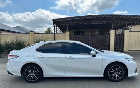 Toyota Camry, 2020 год, 4 300 000 рублей, 14 фотография