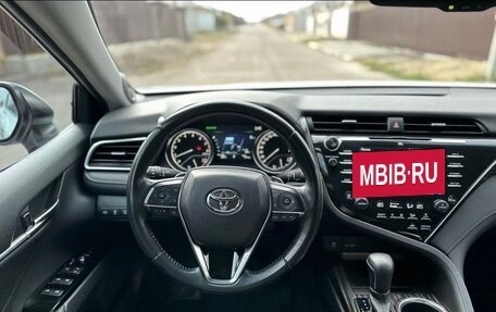 Toyota Camry, 2020 год, 4 300 000 рублей, 18 фотография