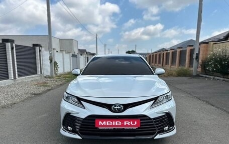 Toyota Camry, 2020 год, 4 300 000 рублей, 16 фотография