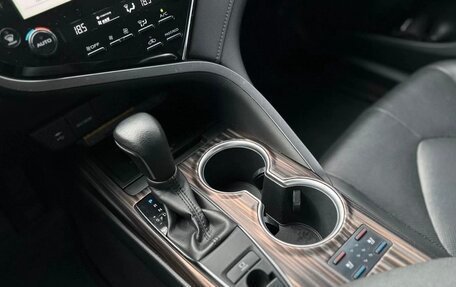 Toyota Camry, 2020 год, 4 300 000 рублей, 27 фотография