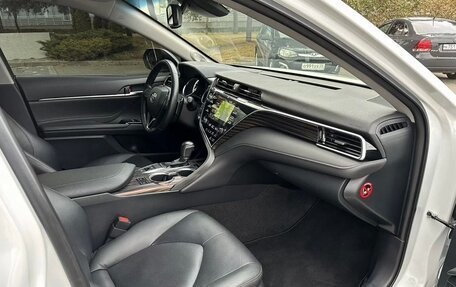 Toyota Camry, 2020 год, 4 300 000 рублей, 34 фотография