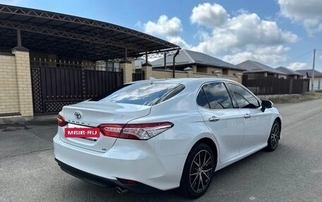 Toyota Camry, 2020 год, 4 300 000 рублей, 40 фотография