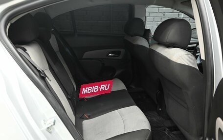 Chevrolet Cruze II, 2013 год, 800 000 рублей, 14 фотография