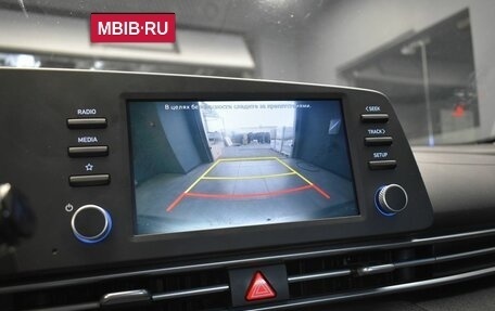 Hyundai Elantra, 2021 год, 1 849 000 рублей, 27 фотография