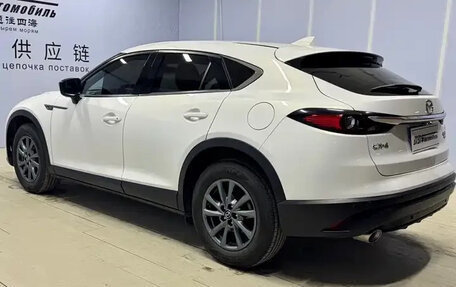 Mazda CX-4, 2021 год, 1 612 000 рублей, 6 фотография