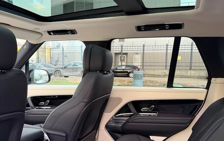 Land Rover Range Rover IV рестайлинг, 2022 год, 16 200 000 рублей, 12 фотография